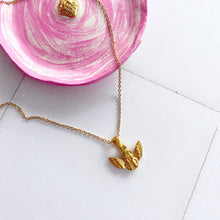 Cargar imagen en el visor de la galería, Ariana Necklace 🪽
