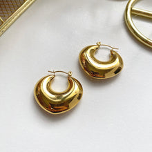 Cargar imagen en el visor de la galería, Cornelia Hoops
