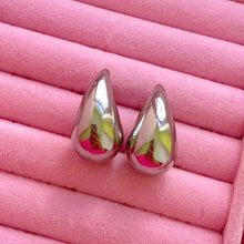 Cargar imagen en el visor de la galería, Inspo Bottega Earrings
