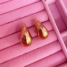 Cargar imagen en el visor de la galería, Inspo Bottega Earrings
